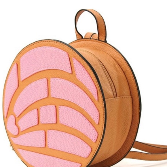 Concha Backpack - Picture 3 of 8